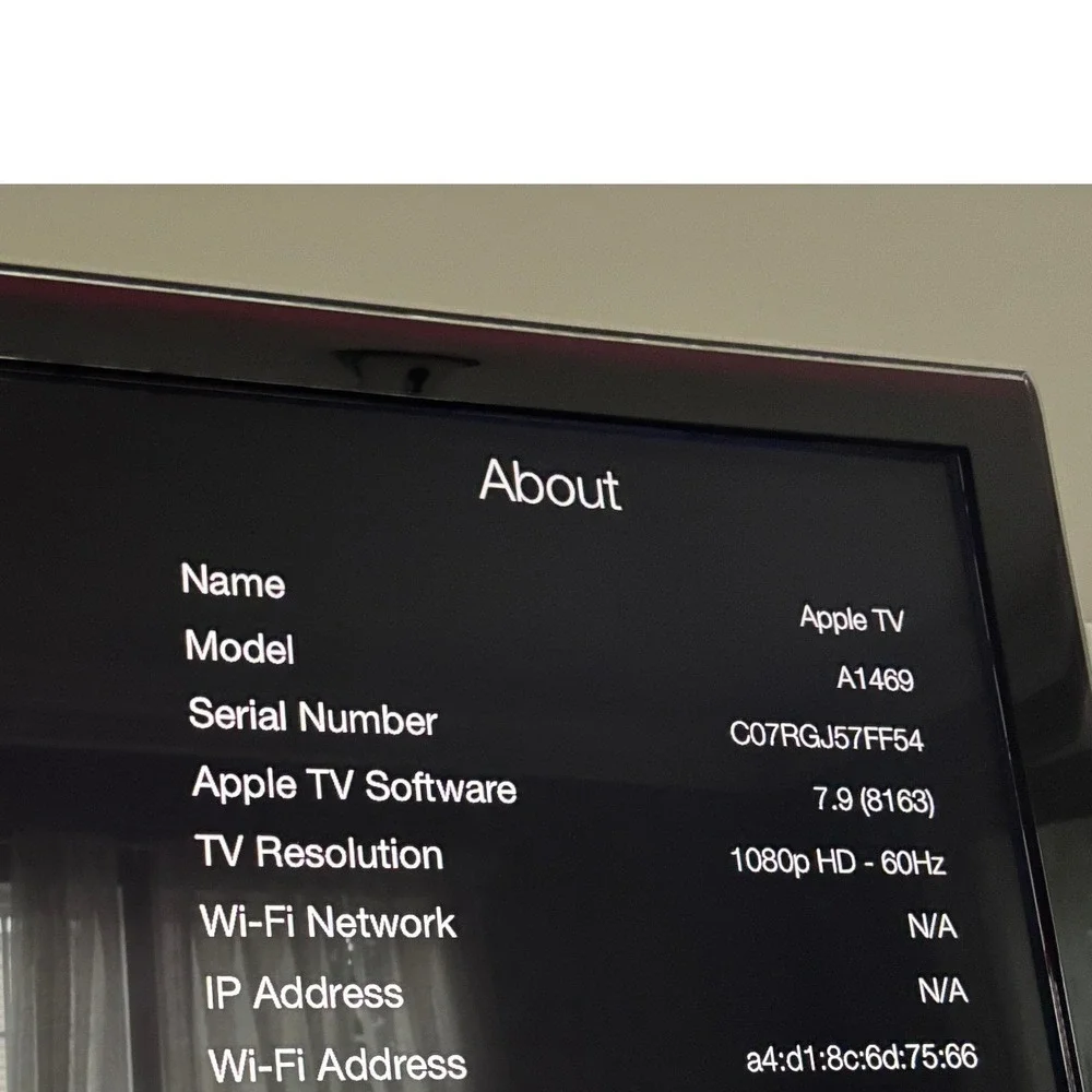 Apple Media Player A1469 3rd Gen Black 1080p HD Streaming Box with Remote EUC